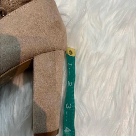 Express Women's Tan Faux Suede Block Heeled Ankle Sock Bootie Boho Boots size 8 - Picture 4 of 16